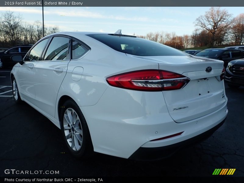 Oxford White / Ebony 2019 Ford Fusion SE