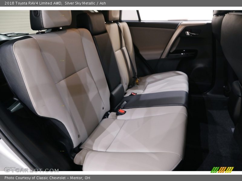 Silver Sky Metallic / Ash 2018 Toyota RAV4 Limited AWD