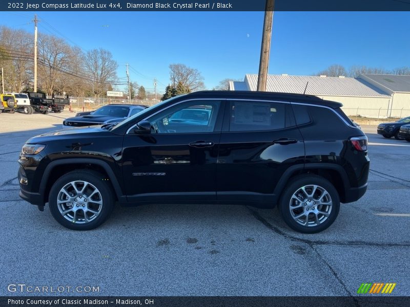 Diamond Black Crystal Pearl / Black 2022 Jeep Compass Latitude Lux 4x4