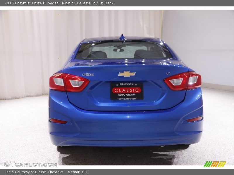 Kinetic Blue Metallic / Jet Black 2016 Chevrolet Cruze LT Sedan