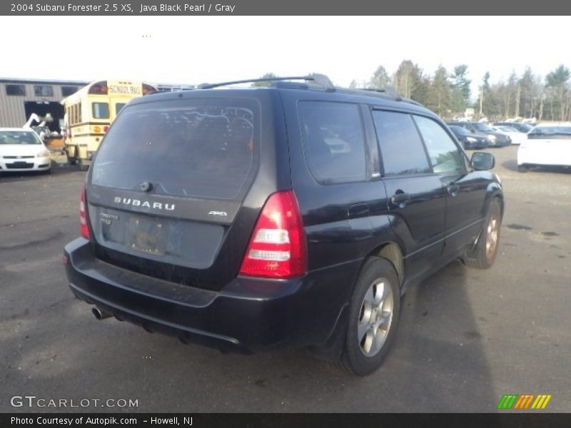 Java Black Pearl / Gray 2004 Subaru Forester 2.5 XS