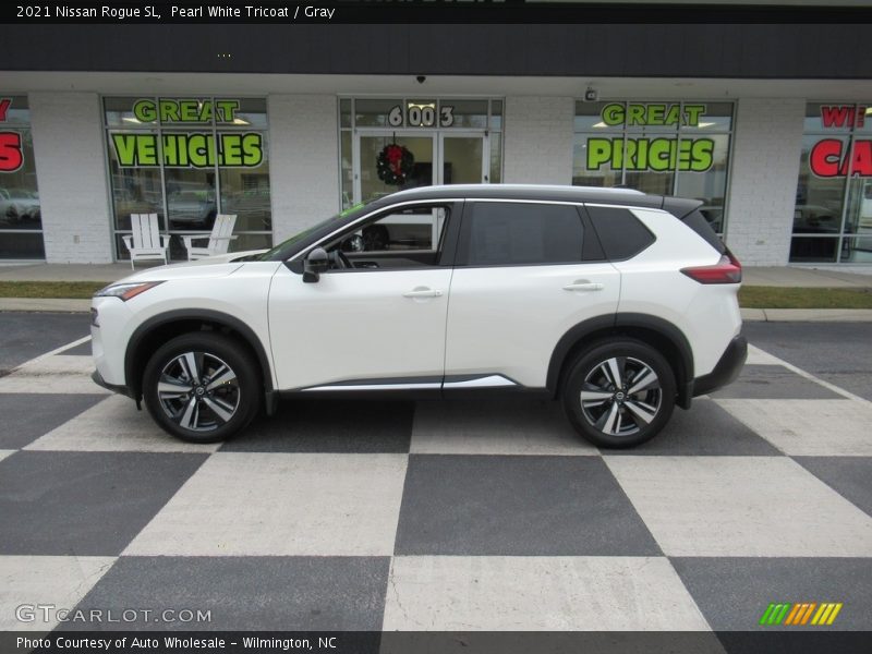 Pearl White Tricoat / Gray 2021 Nissan Rogue SL