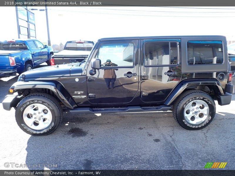 Black / Black 2018 Jeep Wrangler Unlimited Sahara 4x4