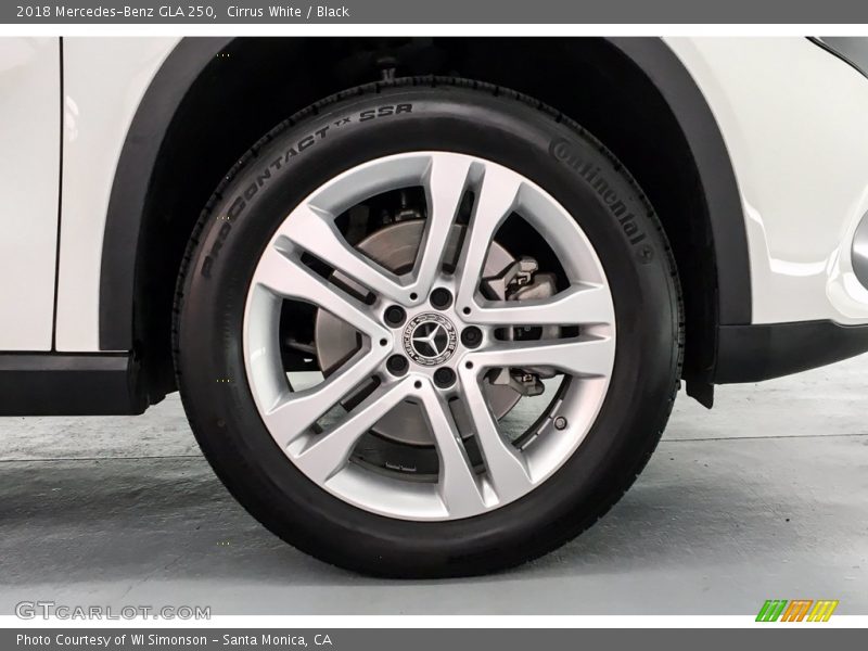 Cirrus White / Black 2018 Mercedes-Benz GLA 250