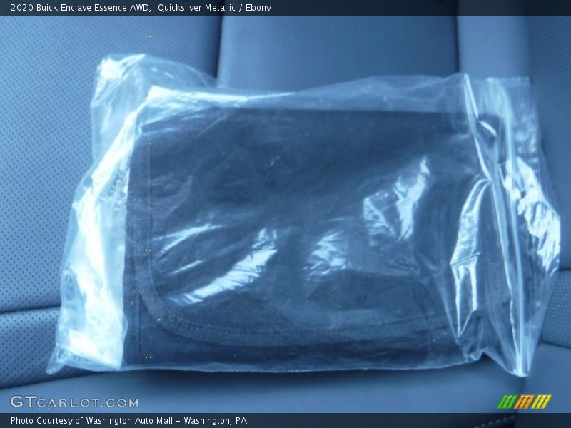 Quicksilver Metallic / Ebony 2020 Buick Enclave Essence AWD