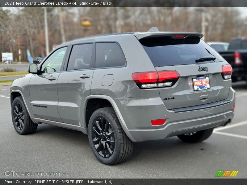 Sting-Gray / Black 2021 Jeep Grand Cherokee Laredo 4x4