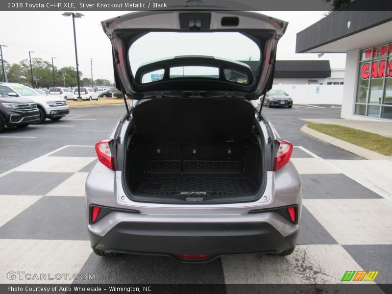 Silver Knockout Metallic / Black 2018 Toyota C-HR XLE