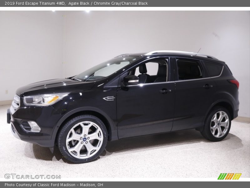 Agate Black / Chromite Gray/Charcoal Black 2019 Ford Escape Titanium 4WD