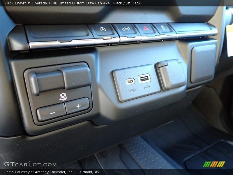 Black / Jet Black 2022 Chevrolet Silverado 1500 Limited Custom Crew Cab 4x4
