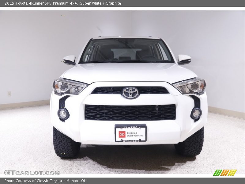 Super White / Graphite 2019 Toyota 4Runner SR5 Premium 4x4