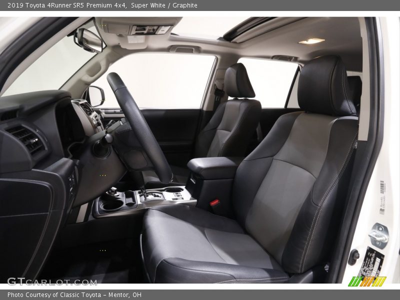 Super White / Graphite 2019 Toyota 4Runner SR5 Premium 4x4