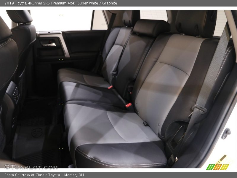Super White / Graphite 2019 Toyota 4Runner SR5 Premium 4x4
