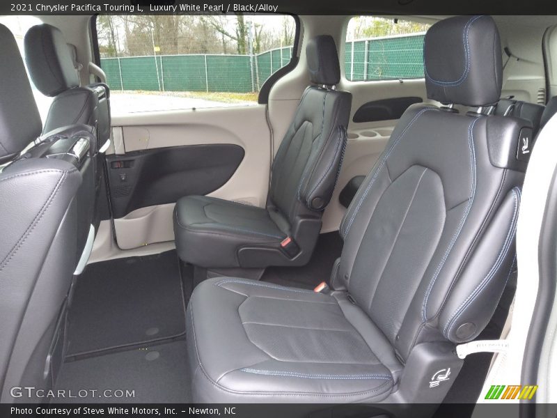 Luxury White Pearl / Black/Alloy 2021 Chrysler Pacifica Touring L