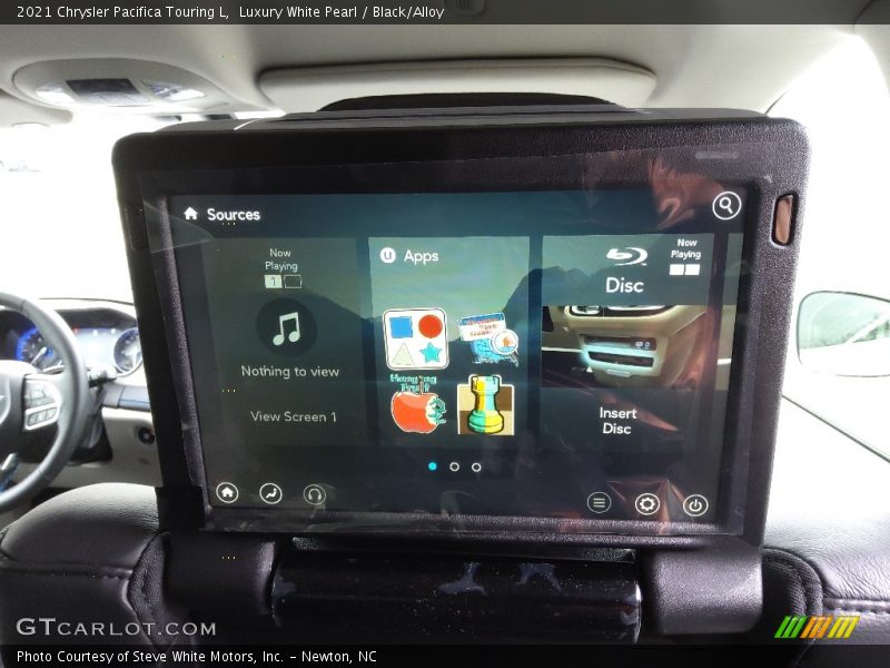 Luxury White Pearl / Black/Alloy 2021 Chrysler Pacifica Touring L