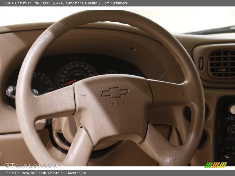 Sandstone Metallic / Light Cashmere 2004 Chevrolet TrailBlazer LS 4x4