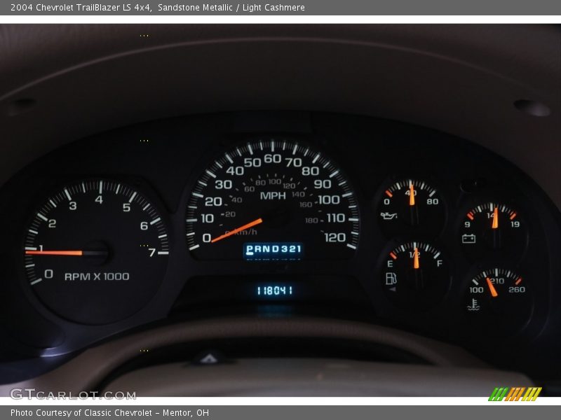 Sandstone Metallic / Light Cashmere 2004 Chevrolet TrailBlazer LS 4x4