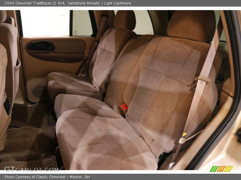 Sandstone Metallic / Light Cashmere 2004 Chevrolet TrailBlazer LS 4x4