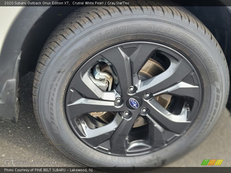 Crystal White Pearl / Gray StarTex 2020 Subaru Outback Onyx Edition XT