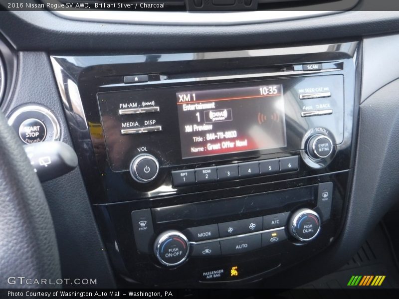 Brilliant Silver / Charcoal 2016 Nissan Rogue SV AWD