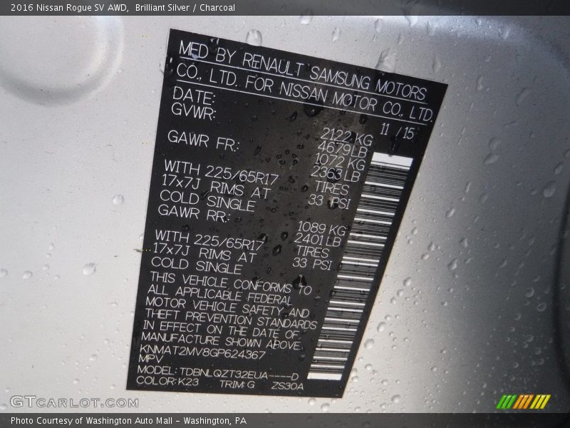 Brilliant Silver / Charcoal 2016 Nissan Rogue SV AWD