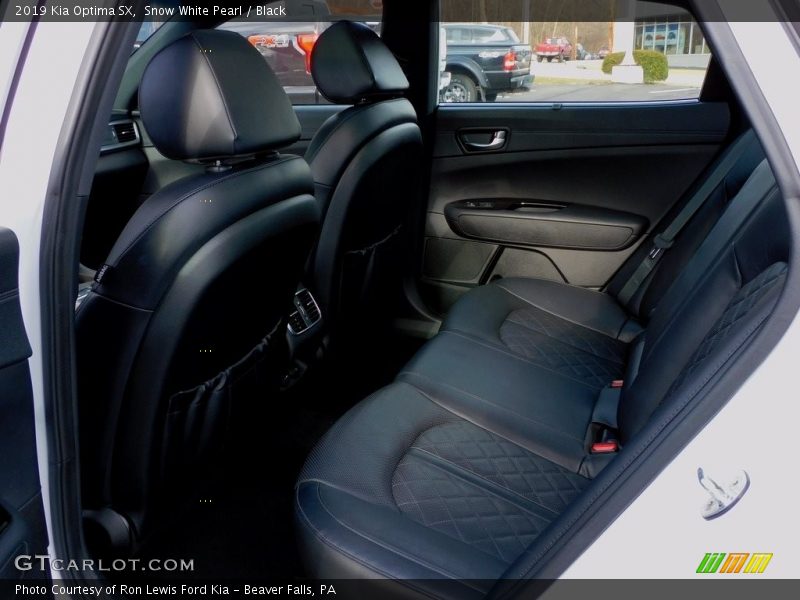 Snow White Pearl / Black 2019 Kia Optima SX
