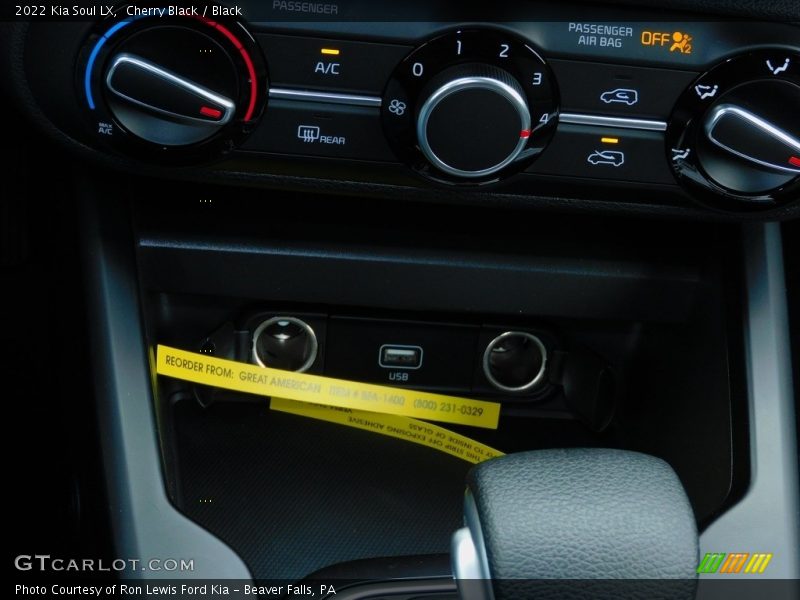 Cherry Black / Black 2022 Kia Soul LX