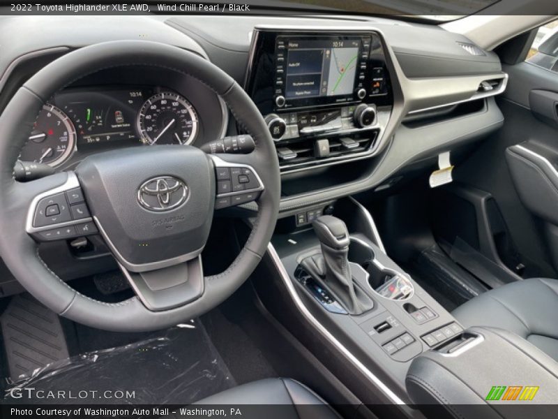  2022 Highlander XLE AWD Black Interior