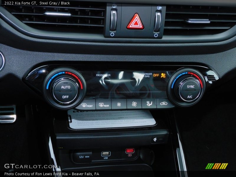 Controls of 2022 Forte GT