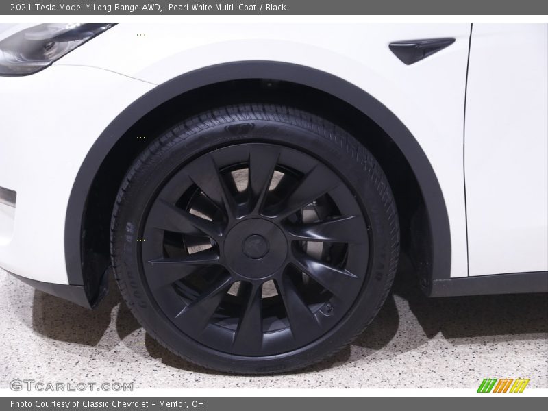  2021 Model Y Long Range AWD Wheel