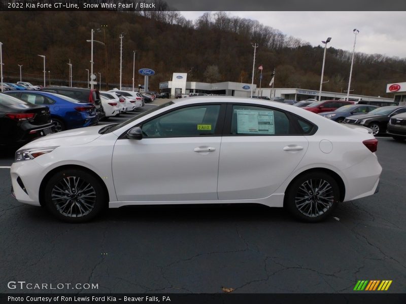 Snow White Pearl / Black 2022 Kia Forte GT-Line
