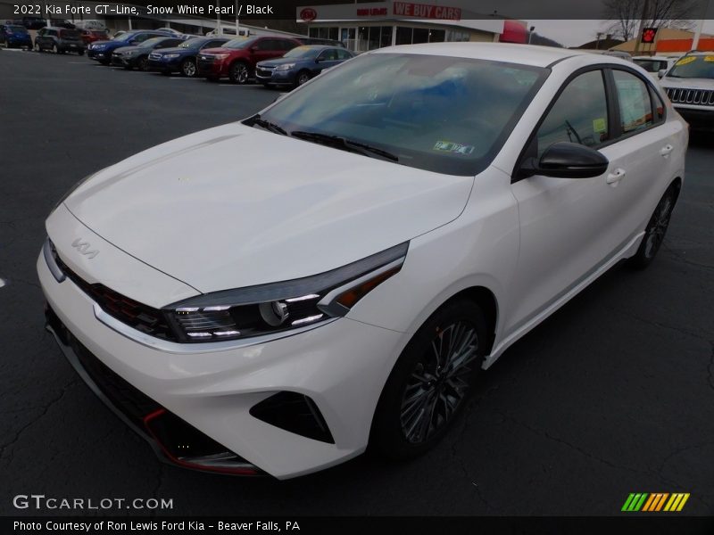 Snow White Pearl / Black 2022 Kia Forte GT-Line
