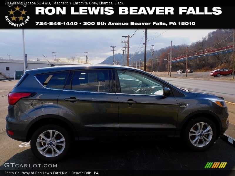 Magnetic / Chromite Gray/Charcoal Black 2019 Ford Escape SE 4WD