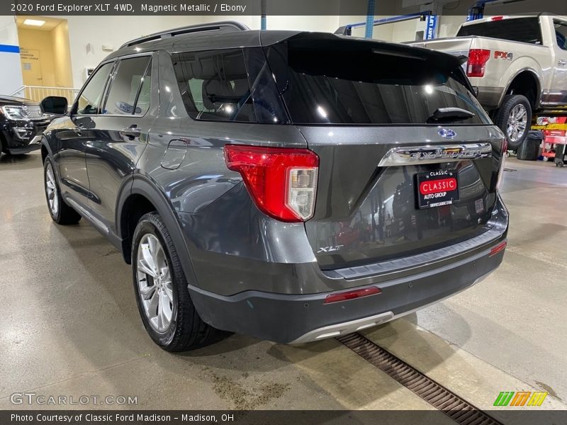 Magnetic Metallic / Ebony 2020 Ford Explorer XLT 4WD
