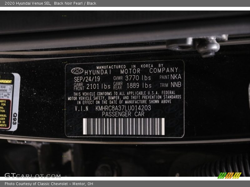 Black Noir Pearl / Black 2020 Hyundai Venue SEL