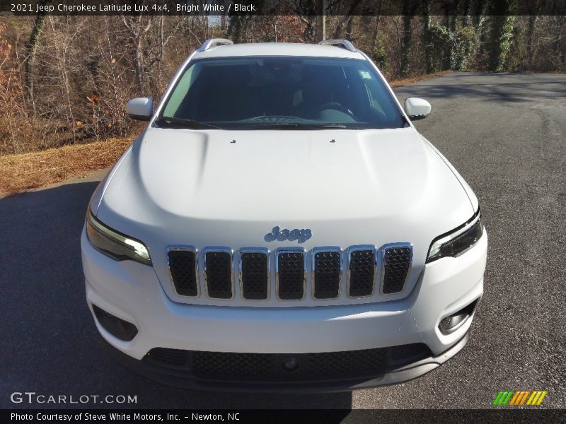 Bright White / Black 2021 Jeep Cherokee Latitude Lux 4x4
