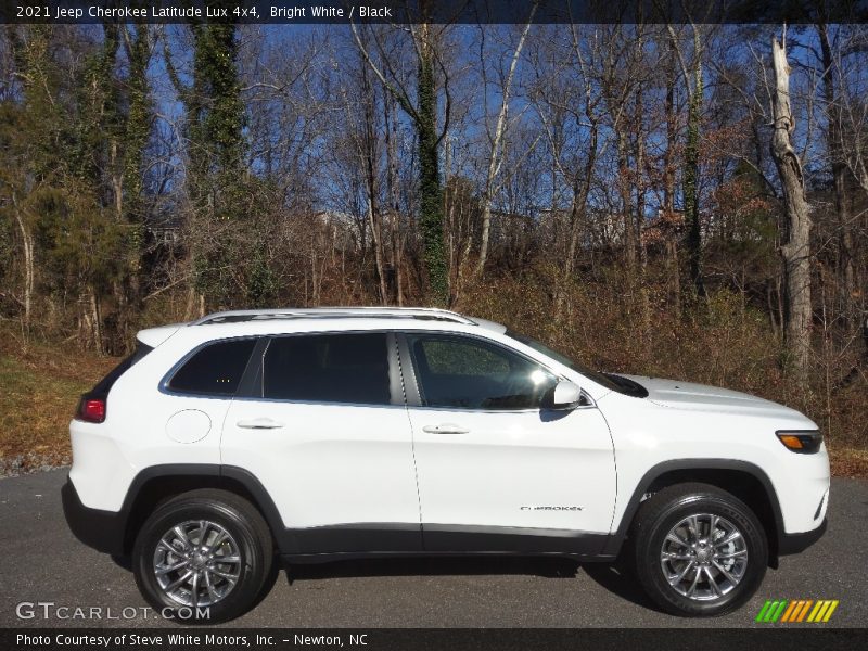 Bright White / Black 2021 Jeep Cherokee Latitude Lux 4x4