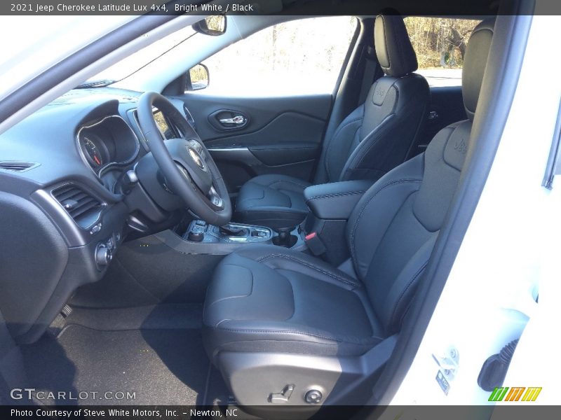 Bright White / Black 2021 Jeep Cherokee Latitude Lux 4x4