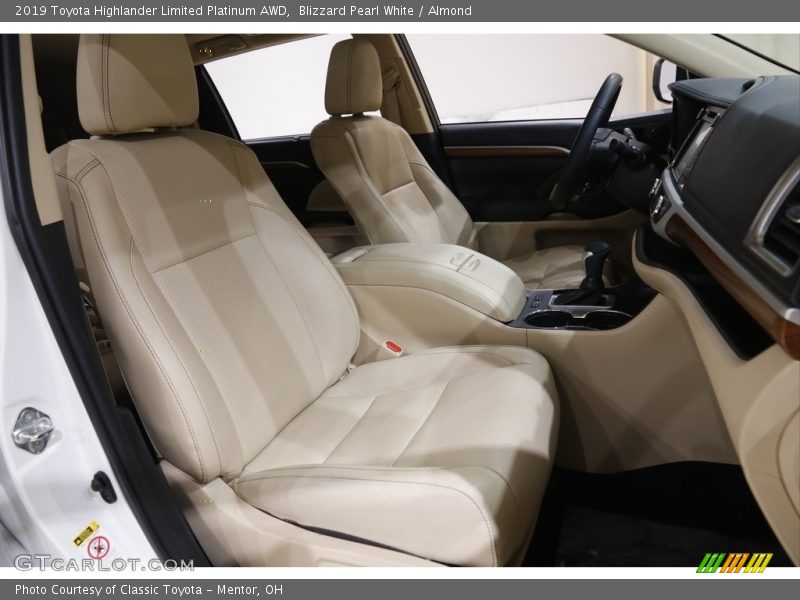 Blizzard Pearl White / Almond 2019 Toyota Highlander Limited Platinum AWD