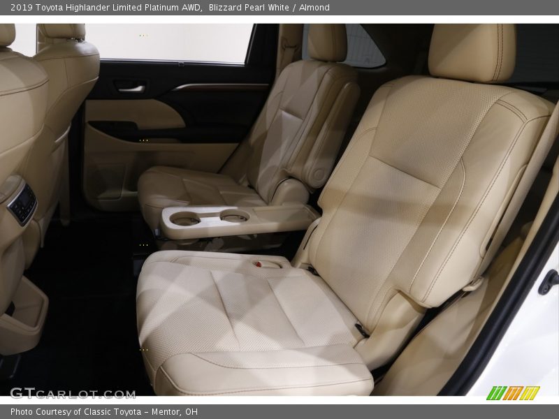 Blizzard Pearl White / Almond 2019 Toyota Highlander Limited Platinum AWD
