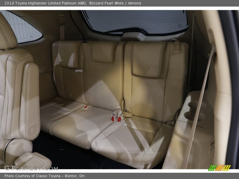 Blizzard Pearl White / Almond 2019 Toyota Highlander Limited Platinum AWD