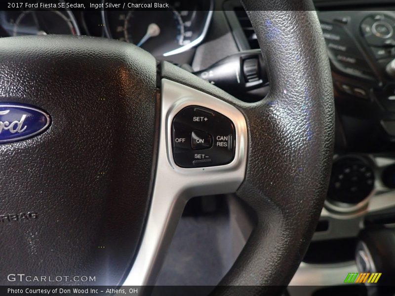 Ingot Silver / Charcoal Black 2017 Ford Fiesta SE Sedan