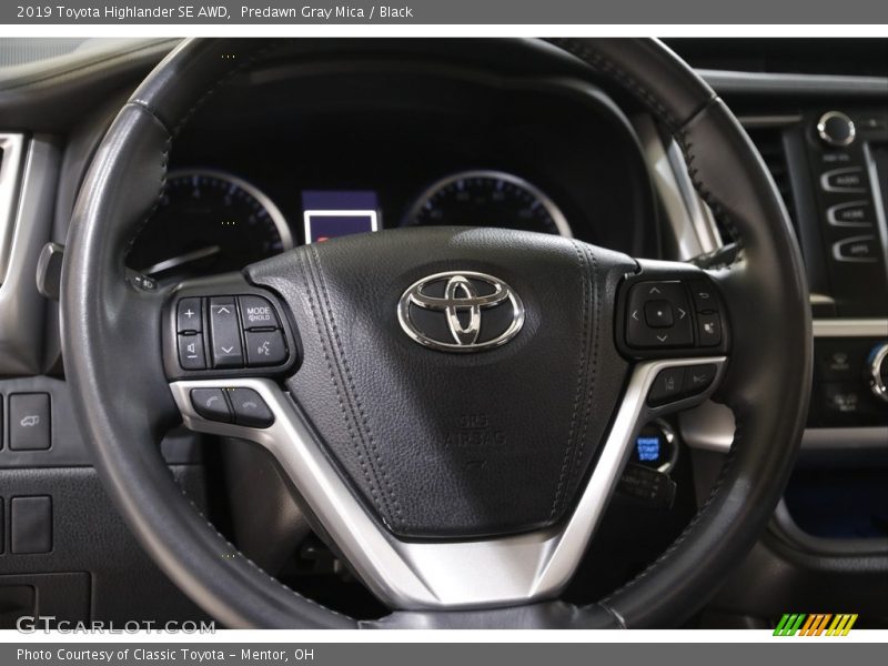 Predawn Gray Mica / Black 2019 Toyota Highlander SE AWD