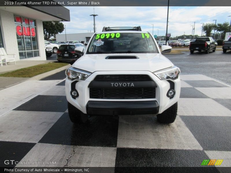 Super White / Black 2019 Toyota 4Runner TRD Pro 4x4