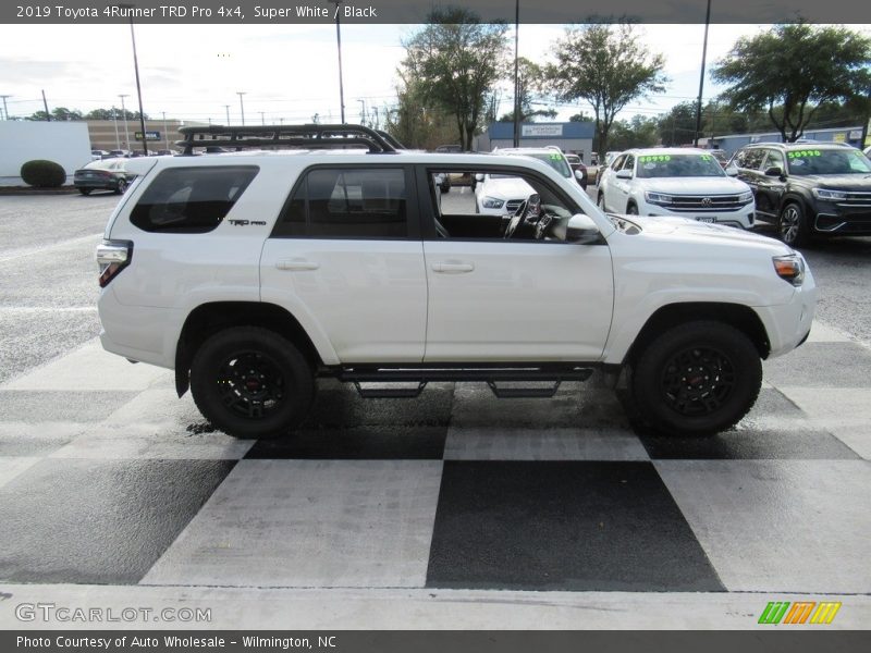 Super White / Black 2019 Toyota 4Runner TRD Pro 4x4