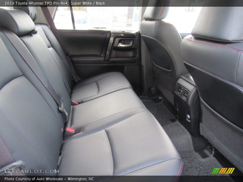 Super White / Black 2019 Toyota 4Runner TRD Pro 4x4