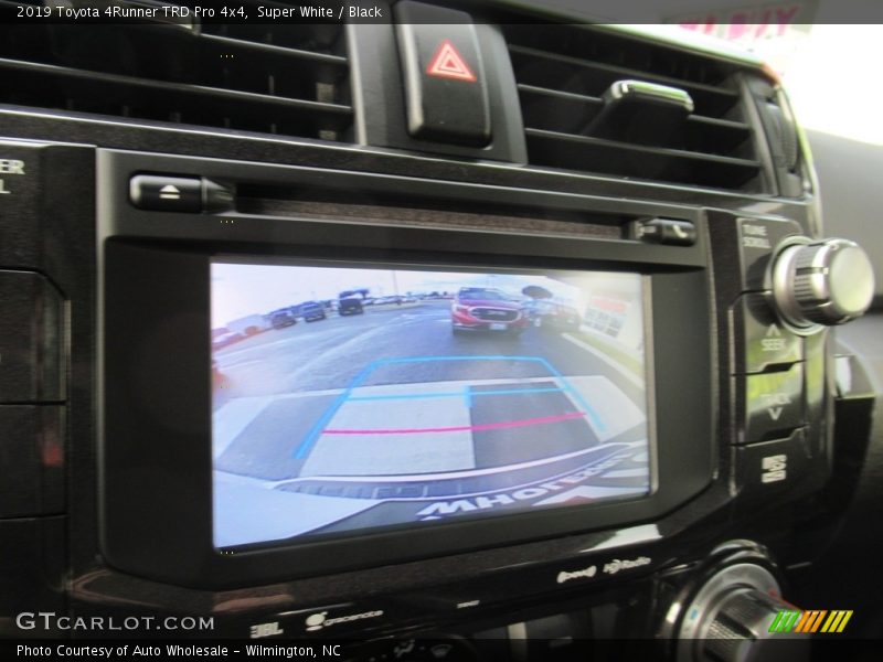 Super White / Black 2019 Toyota 4Runner TRD Pro 4x4