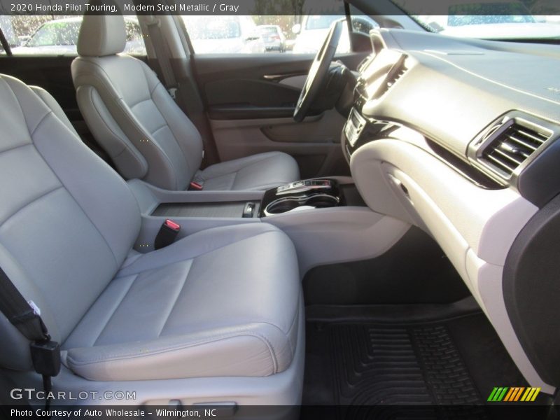 Modern Steel Metallic / Gray 2020 Honda Pilot Touring