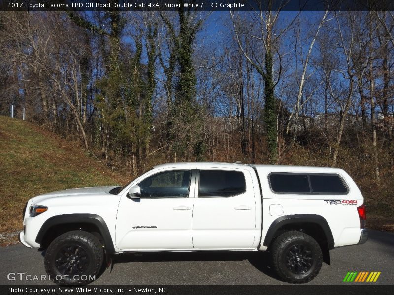 Super White / TRD Graphite 2017 Toyota Tacoma TRD Off Road Double Cab 4x4