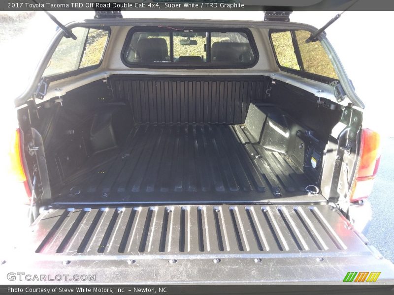 Super White / TRD Graphite 2017 Toyota Tacoma TRD Off Road Double Cab 4x4