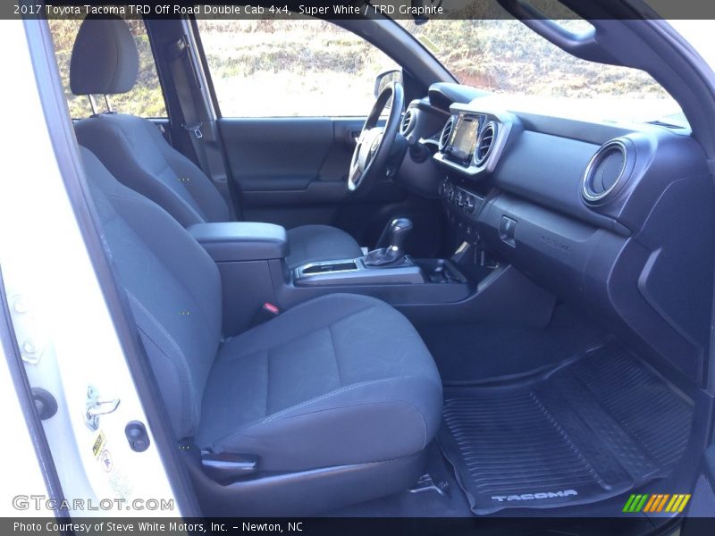 Super White / TRD Graphite 2017 Toyota Tacoma TRD Off Road Double Cab 4x4